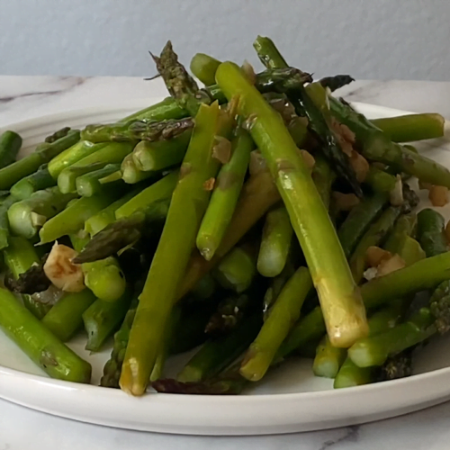 Serve 5-Minute Healthy Stir Fry Asparagus
