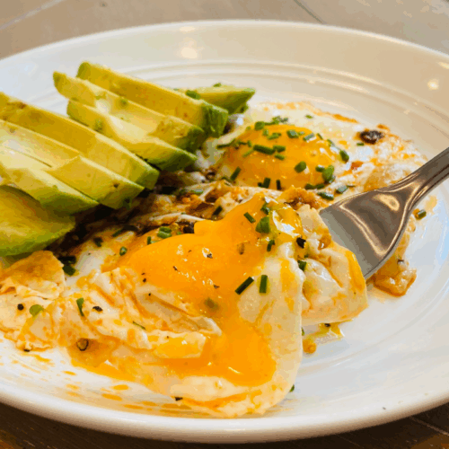 5-Min Spicy Crispy Cheese Eggs