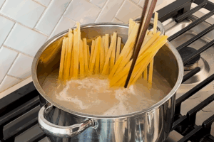 Cook Fettuccini for Lobster Fettuccini with Shell Broth