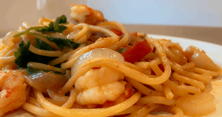 Easy Garlic Clam and Shrimp Pasta