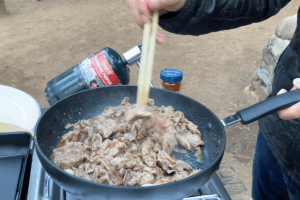 Finish the stir fry for Sizzling Garlic Butter Beef