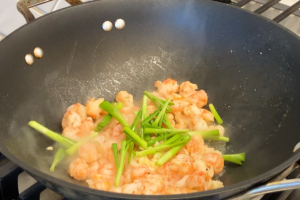 Cook Shrimps for Easy Char Kway Teow–Style Noodles