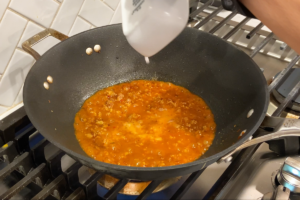 Thicken the sauce for easy Mapo Tofu